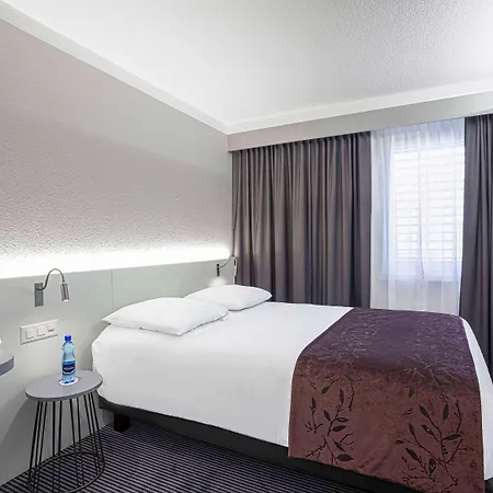 Mercure 4*