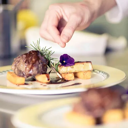 מלון Mercure ביאל