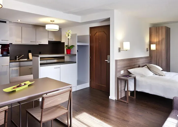 Mercure מלון 4*