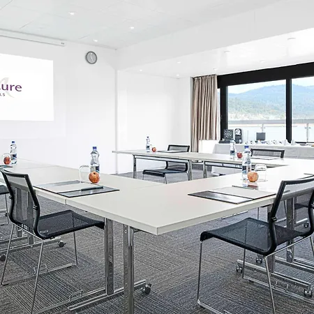 Mercure 4*