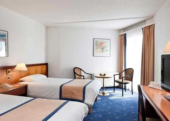 Mercure 4* ביאל
