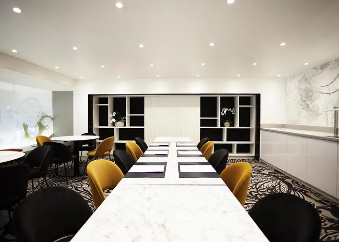 Mercure מלון ביאל